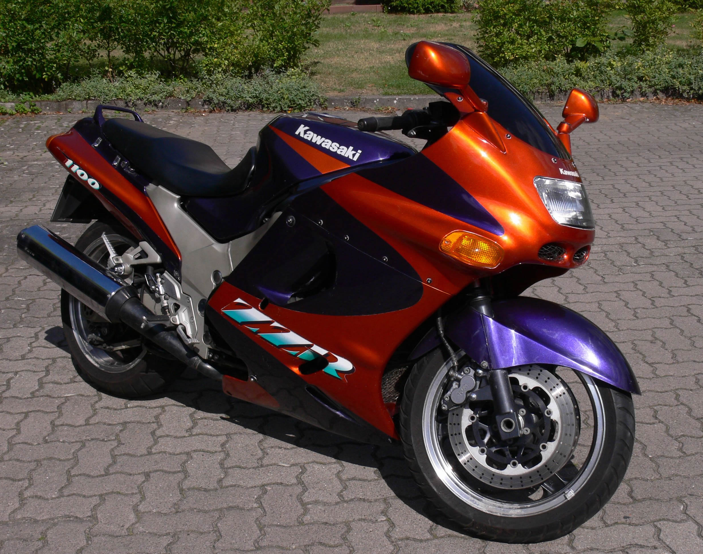 ZZR 1100 D